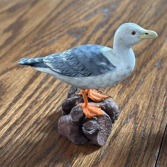 Vintage Enesco Unsigned Duck, Goose, Seagull On Wood Log Bird Figurines FLAWS - Picture 3 of 16